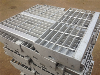 楼梯踏步板 - 河北福源金属丝网制品股份有限公司图片2